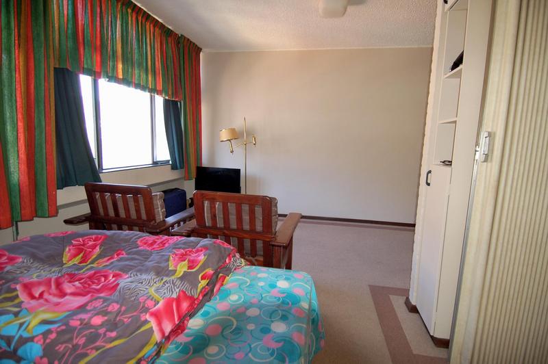 To Let 0 Bedroom Property for Rent in Oranjezicht Western Cape